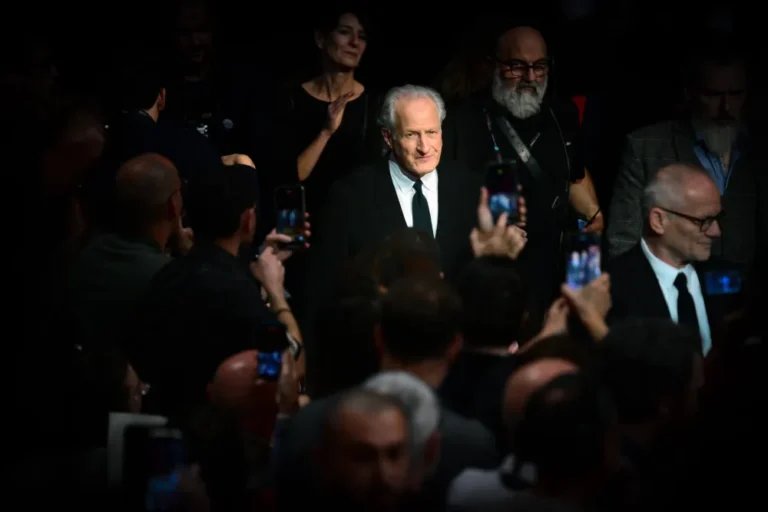 Michael Mann Receives Lumière Award at Lyon Festival From Isabelle Huppert