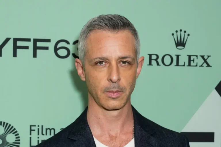 Joins Jeremy Strong ‘The White House Effect’ as Executive Producer (EXCLUSIVE) – Film News in Brief